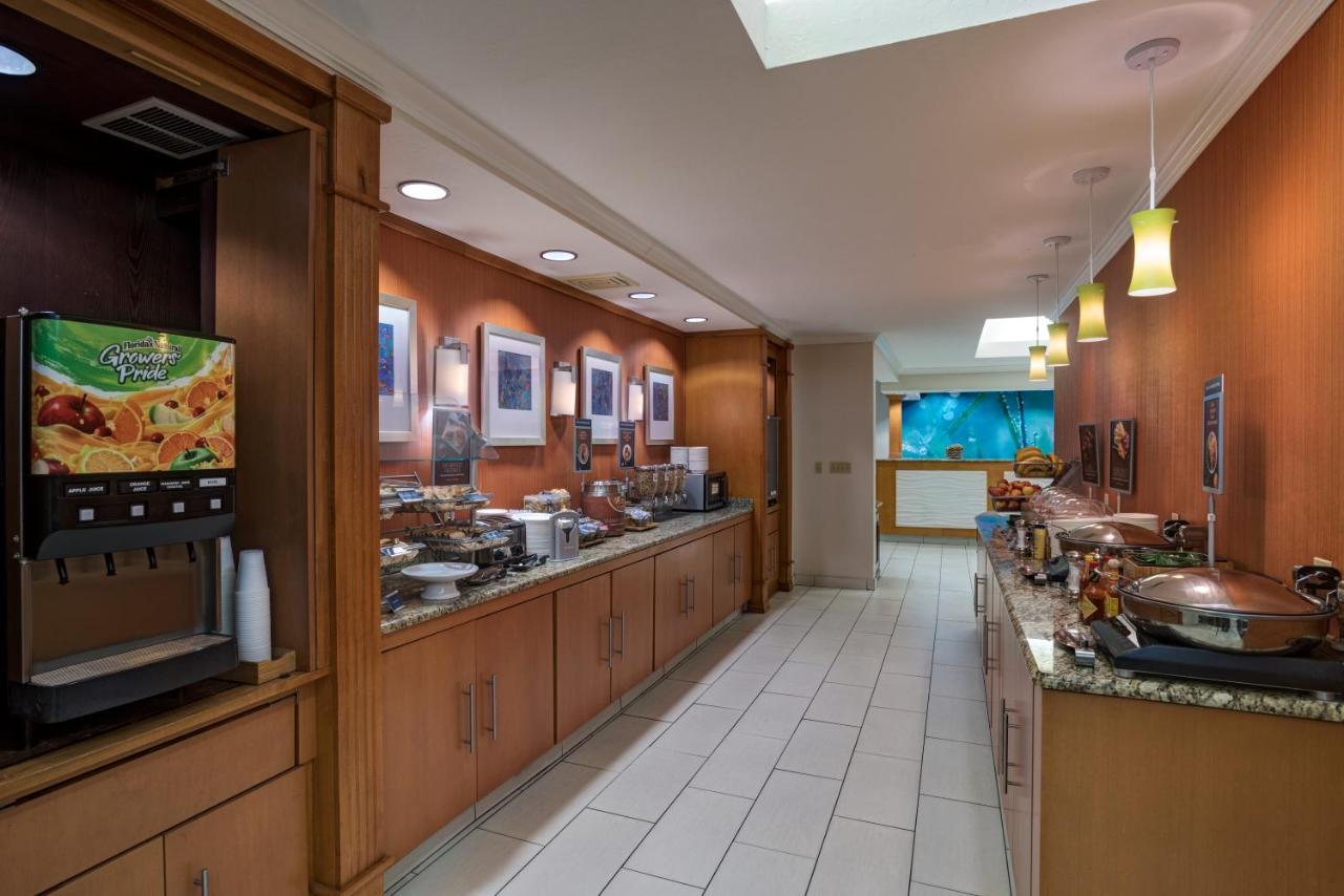 Springhill Suites By Marriott Лоутън Екстериор снимка